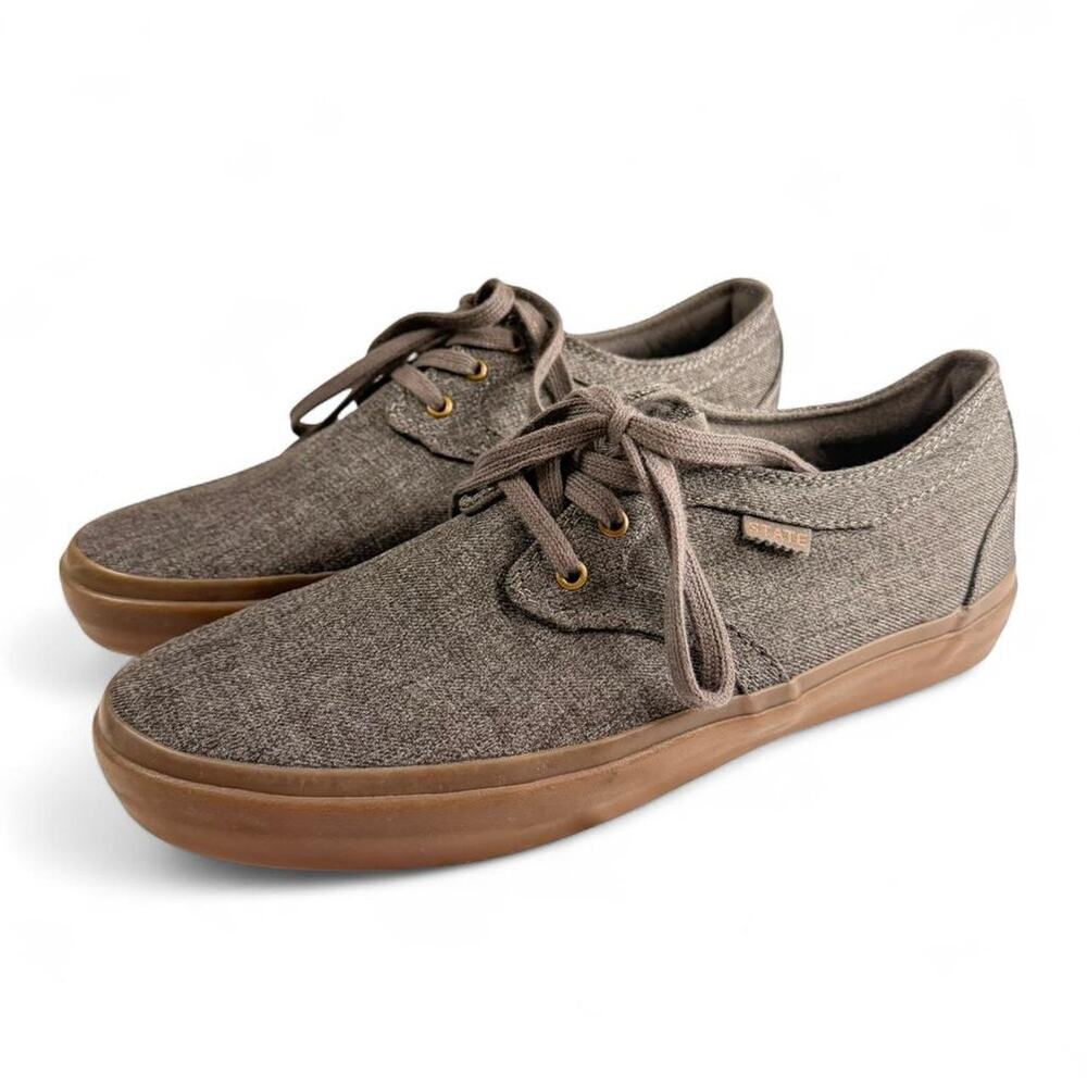 State grey canvas skate sneakers mens size 10